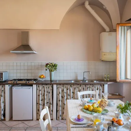 Apartman Le Volte - Ptb190 By Interhome